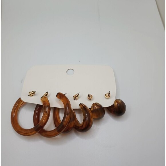 BROWN marble resin chunky hoop earrings - Picture 7 of 8